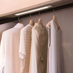 Emuca Luminaire LED Kaus Rechargeable Par Usb Avec Détecteur De Mouvement, L 240 Mm, Anodisé Mat, Plastique Et Aluminium -EMUCA Soldes 68605309 4